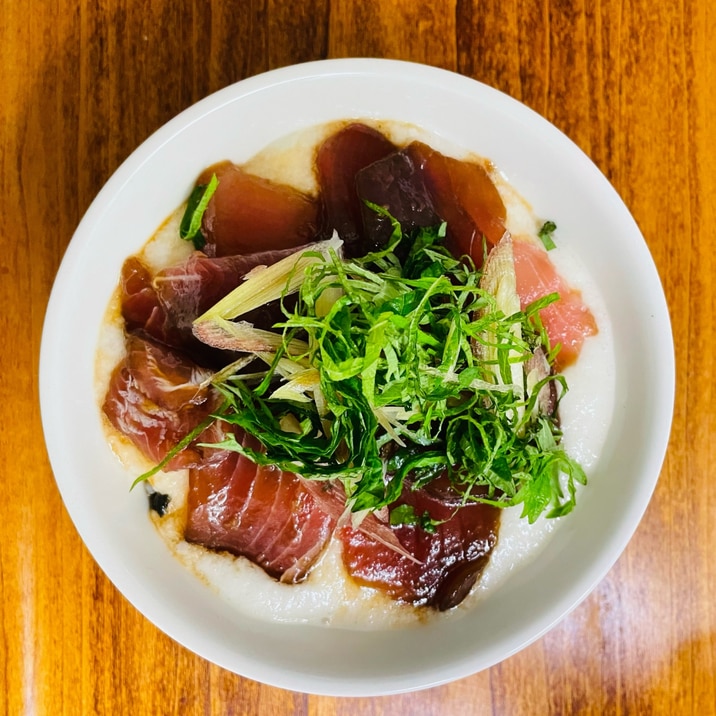 マグロの山かけ丼